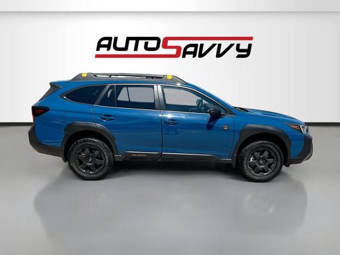 Used 2025 Subaru Outback Wilderness AWD/4WD image 8