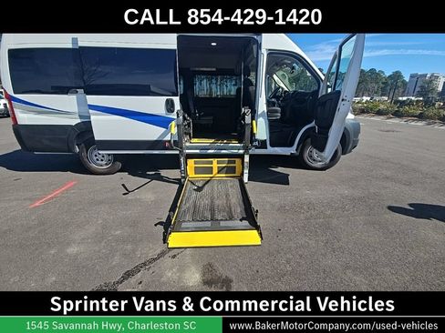 Used 2019 RAM ProMaster 3500 w/ Premium Appearance Group FWD image 3