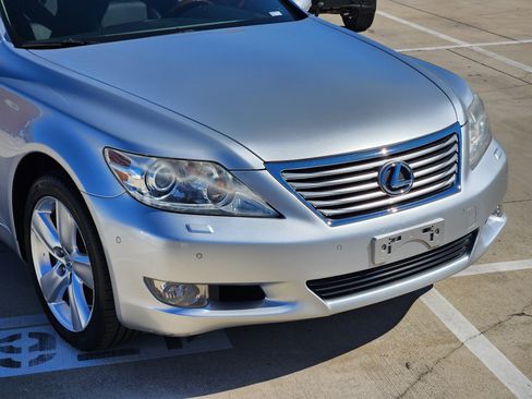Used 2011 Lexus LS 460 L image 7