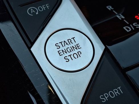 Certified 2023 BMW 330i xDrive Sedan w/ Driving Assistance Package image 26