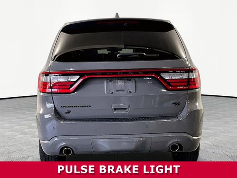 Used 2022 Dodge Durango R/T w/ Blacktop Package AWD/4WD image 5