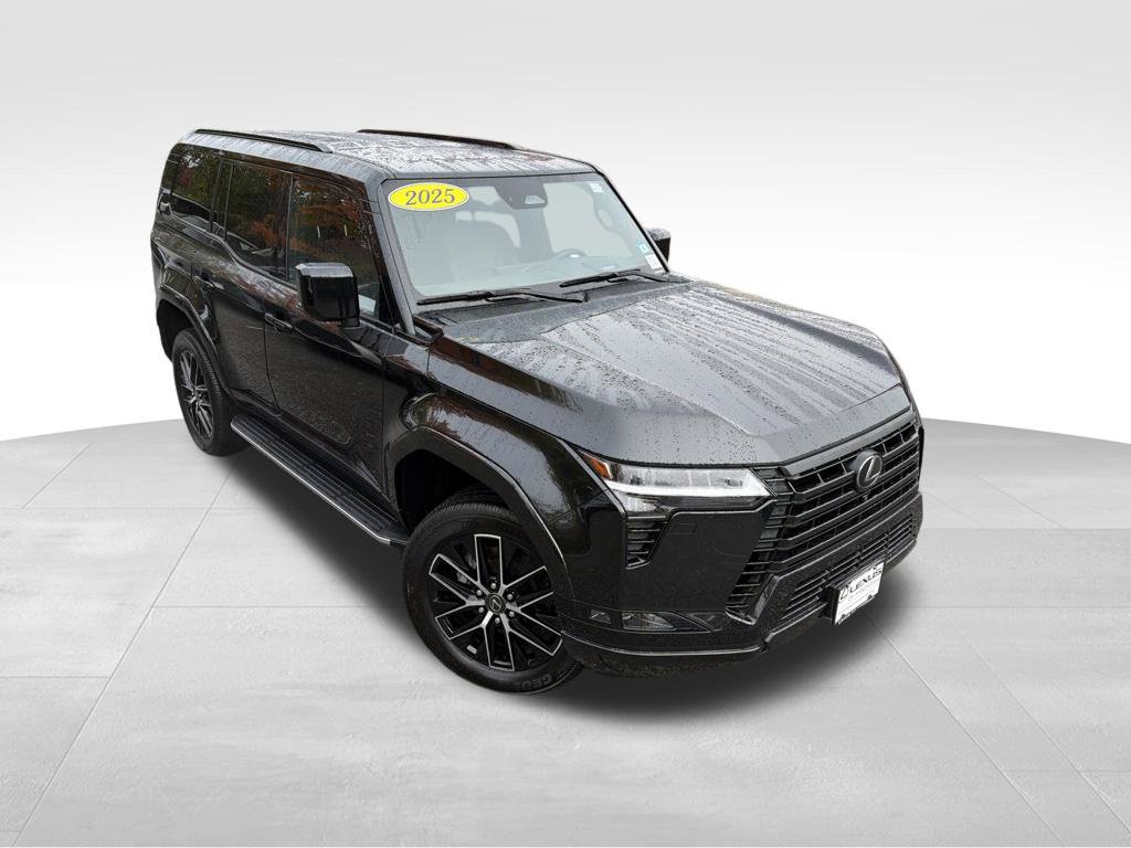 Used 2025 Lexus GX 550 AWD/4WD image 3