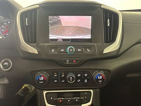 Used 2023 GMC Terrain SLE w/ Driver Convenience Package AWD/4WD image 24