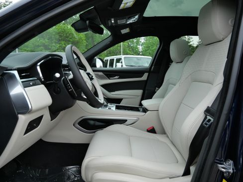 New 2026 Jaguar F-PACE R-Dynamic S AWD/4WD image 3