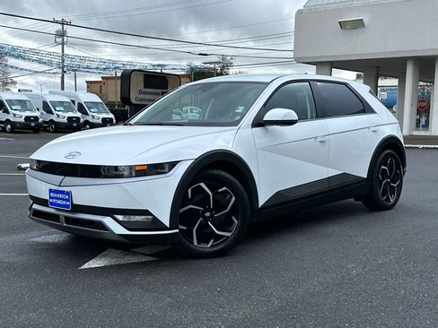 Certified 2023 Hyundai Ioniq 5 SE image 1