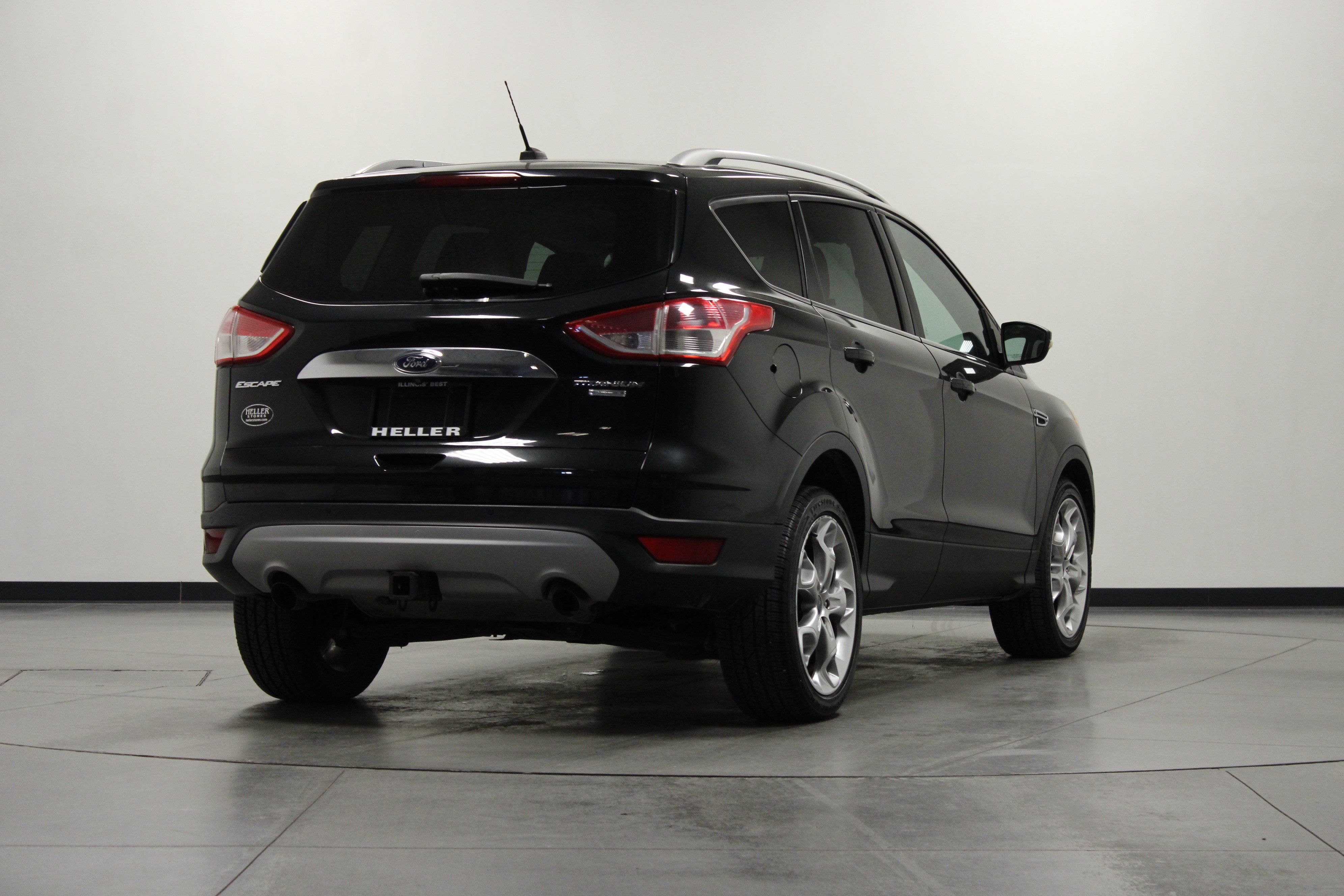 Used 2015 Ford Escape Titanium w/ Canadian Touring Package AWD/4WD image 4