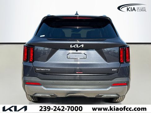 New 2026 Kia Sorento S w/ S Panoramic Sunroof Package AWD/4WD image 4