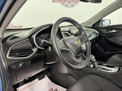 Used 2024 Chevrolet Malibu RS w/ LPO, Floor Liner Package FWD image 10