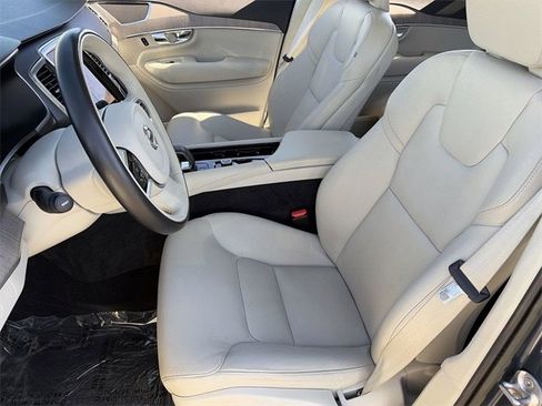 Certified 2023 Volvo XC90 B6 Core w/ Protection Package Premier image 21