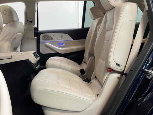 Used 2022 Mercedes-Benz GLS 450 4MATIC SUV - WARMTH & COMFORT image 34