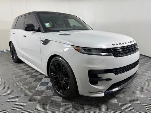 New 2026 Land Rover Range Rover Sport Dynamic SE AWD/4WD image 10