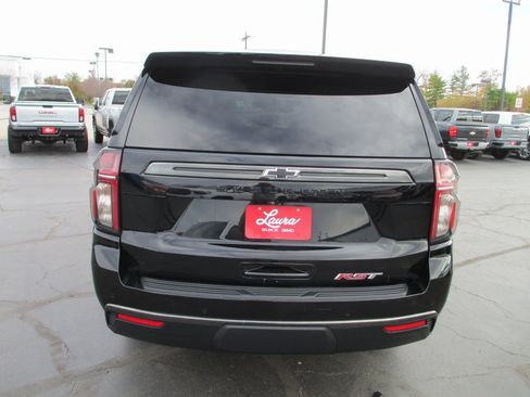 Used 2022 Chevrolet Suburban RST w/ Luxury Package image 5