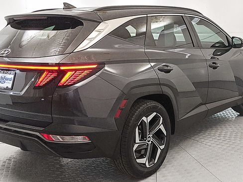 Used 2022 Hyundai Tucson SEL w/ Convenience Package FWD image 3