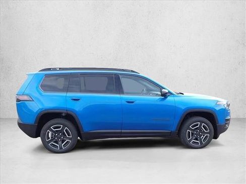 New 2026 Jeep Cherokee Laredo AWD/4WD image 5