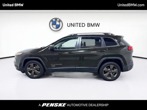Used 2016 Jeep Cherokee 75th Anniversary FWD image 8
