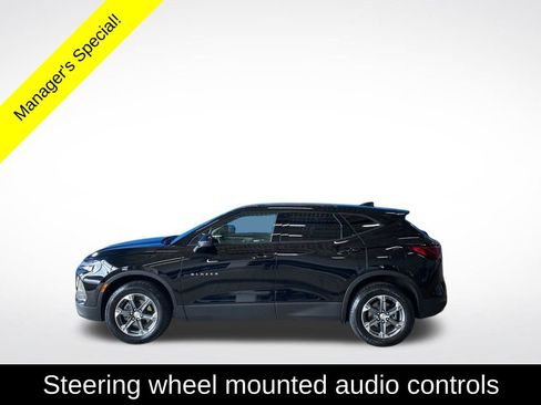 Used 2025 Chevrolet Blazer LT AWD/4WD image 15