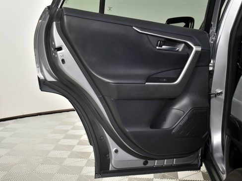 Used 2020 Toyota RAV4 XSE image 20