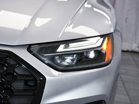 Used 2023 Audi SQ5 Premium Plus w/ Premium Plus Package image 87