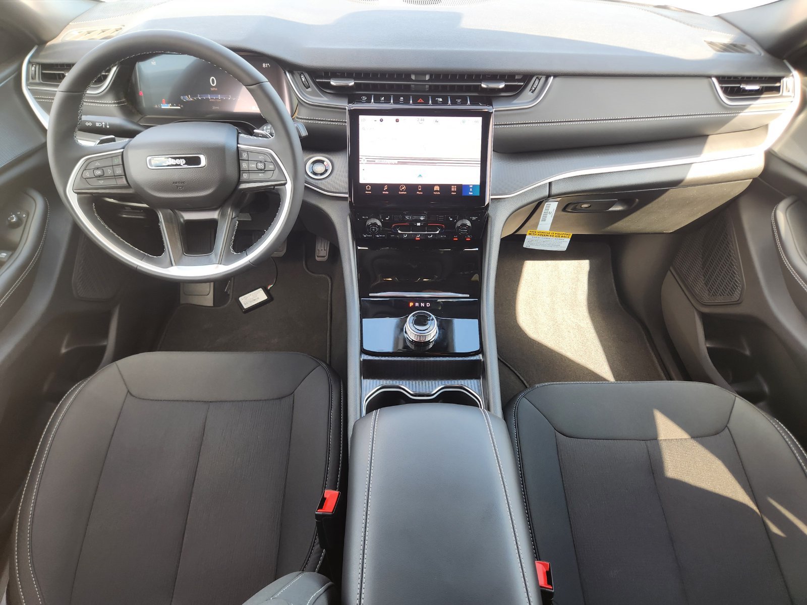 New 2027 Jeep Grand Cherokee Laredo X RWD image 23