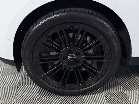 Certified 2025 Land Rover Range Rover Sport SE AWD/4WD image 16