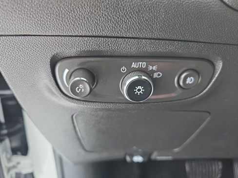Used 2023 Buick Encore GX Select FWD image 24