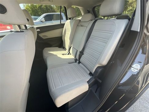 Used 2024 Volkswagen Tiguan S image 16