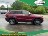 Used 2020 Jeep Grand Cherokee Limited w/ Luxury Group II image 2