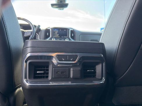 Used 2021 GMC Sierra 1500 AT4 w/ AT4 Premium Package AWD/4WD image 22