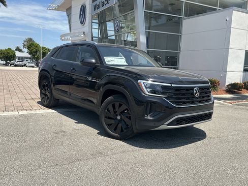 New 2026 Volkswagen Atlas Cross Sport SE AWD/4WD image 2