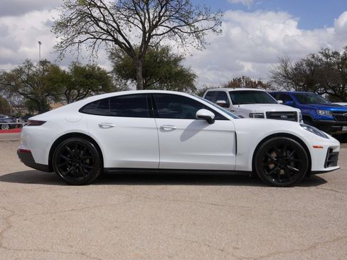 Used 2024 Porsche Panamera image 5