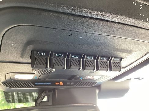 New 2025 Ford Bronco Badlands image 69