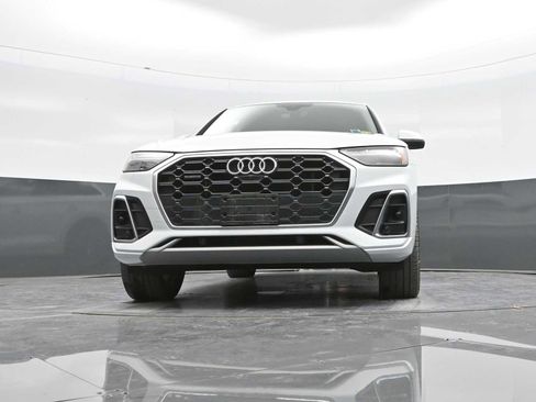 Used 2021 Audi Q5 e Premium Plus image 34