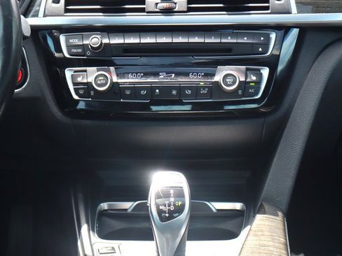 Used 2018 BMW 340i Sedan RWD image 14