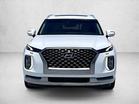 Used 2022 Hyundai Palisade Calligraphy FWD image 3