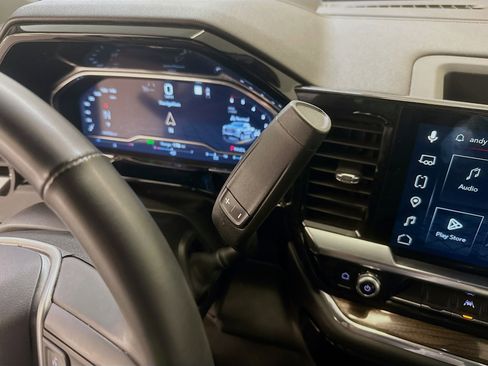 Used 2023 GMC Sierra 1500 Elevation image 25