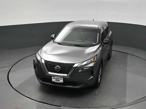Used 2021 Nissan Rogue S image 12