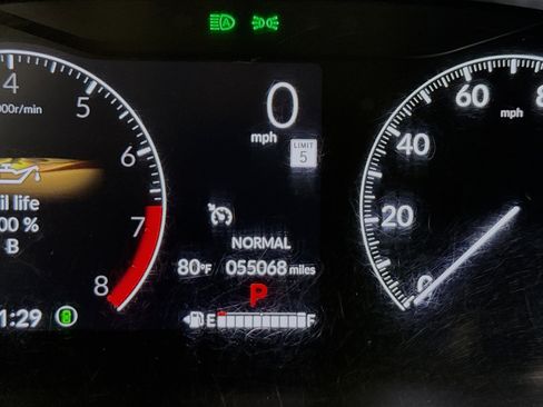 Used 2023 Honda HR-V LX image 13