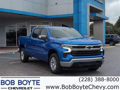 New 2026 Chevrolet Silverado 1500 LT w/ LPO, Dark Essentials Package