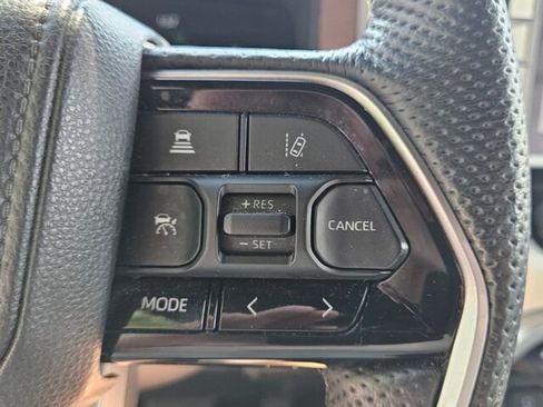 Used 2023 Toyota Sequoia Capstone image 30