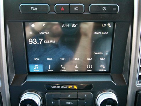 Used 2018 Ford F150 Limited w/ Trailer Tow Package AWD/4WD image 33