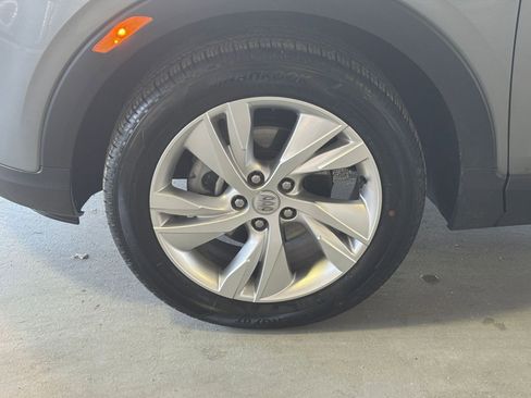 Used 2025 Buick Encore GX Preferred image 34