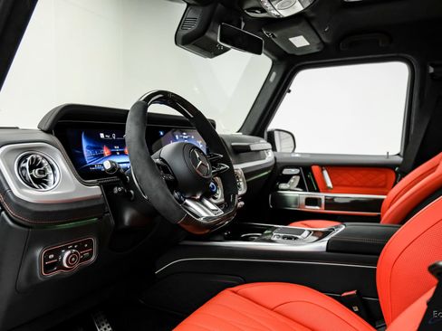 Used 2027 Mercedes-Benz G 63 AMG 4MATIC image 38