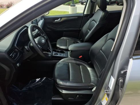 Used 2021 Ford Escape Titanium AWD/4WD image 26