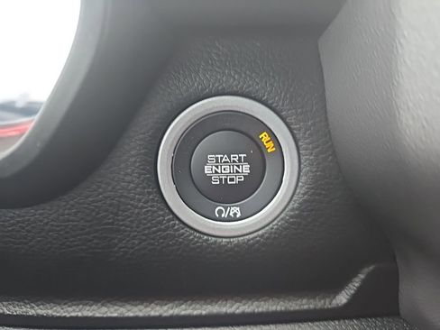 Used 2023 RAM 1500 Rebel image 21