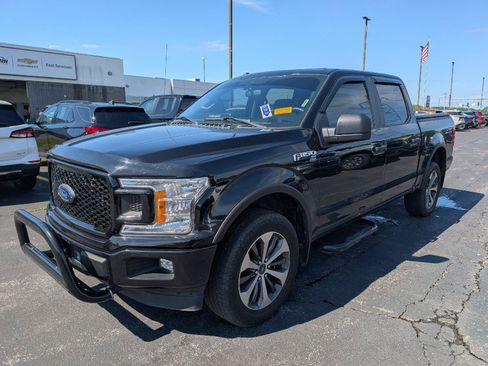 Used 2019 Ford F150 XL w/ Equipment Group 101A Mid AWD/4WD image 4