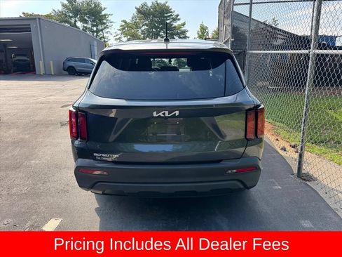 Certified 2023 Kia Sorento LX FWD image 6