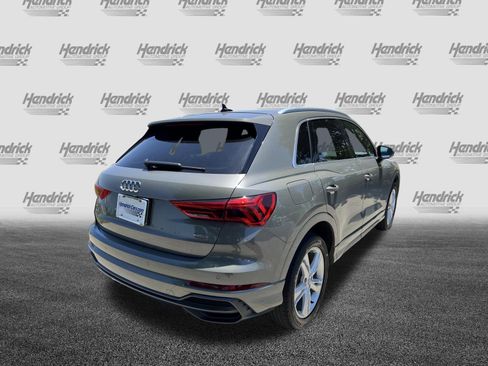 Used 2020 Audi Q3 2.0T Premium w/ Convenience Package AWD/4WD image 9