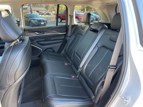 Used 2024 Jeep Grand Cherokee Limited 4xe image 22