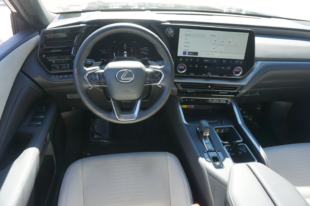 Used 2024 Lexus TX 350 FWD w/ Captains Chair Package image 6