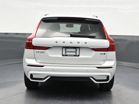 Used 2024 Volvo XC60 B5 Plus w/ Protection Package Premier AWD/4WD image 5